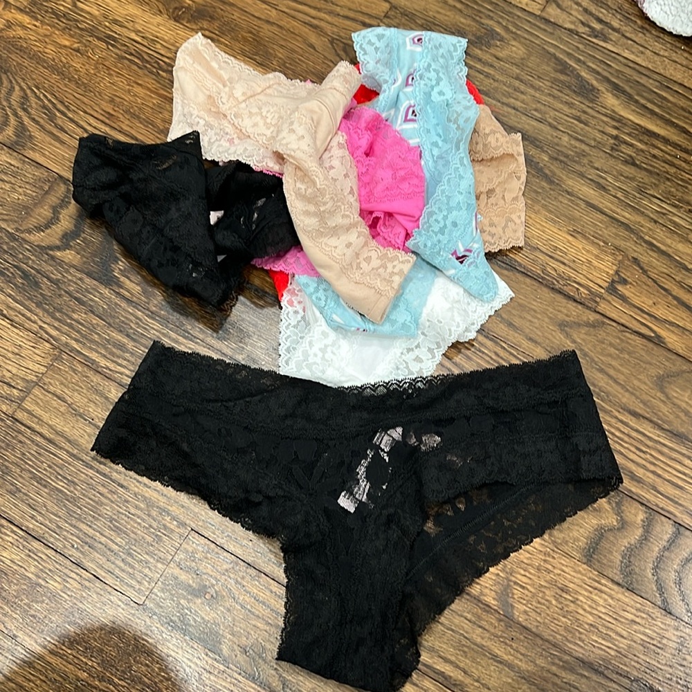 8 pairs of brand new panties